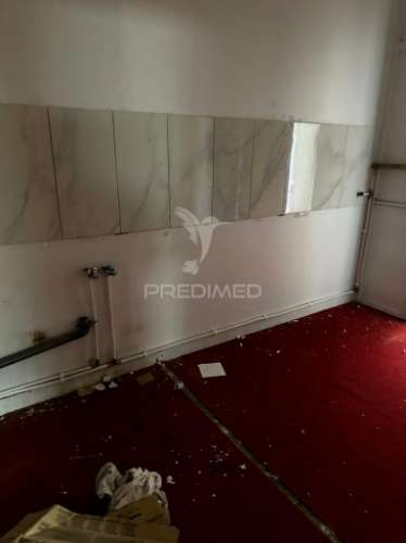 Loja remodelada reboleira