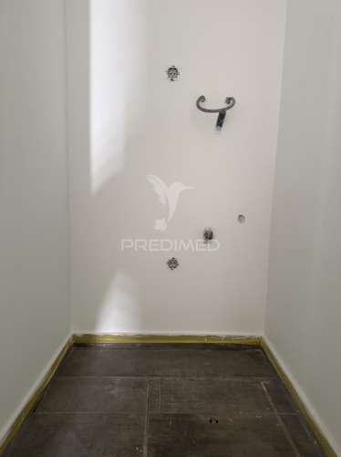 Apartamento t1 com logradouro - alcanena