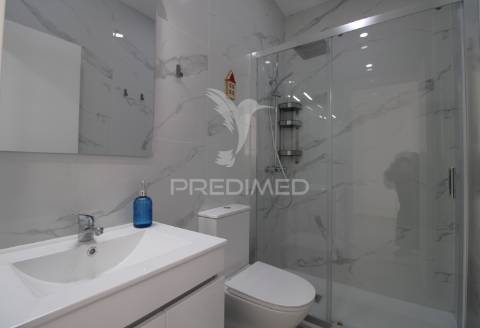 Moradia térrea v2 renovada na senhora da hora