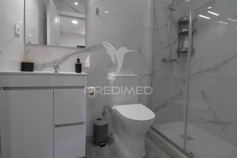 Moradia térrea v2 renovada na senhora da hora