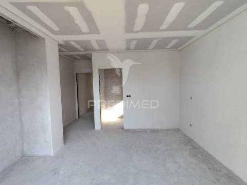 Moradia em construção t3 q. das laranjeiras