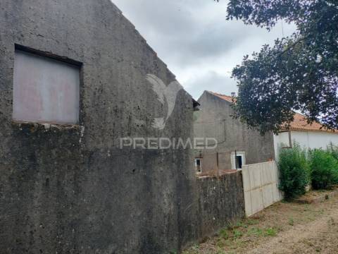 Encantadora moradia t4 valinho de fátima - conforto e estilo numa localização privilegiada