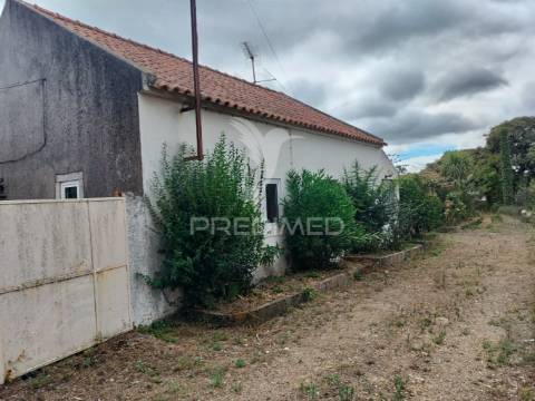 Encantadora moradia t4 valinho de fátima - conforto e estilo numa localização privilegiada