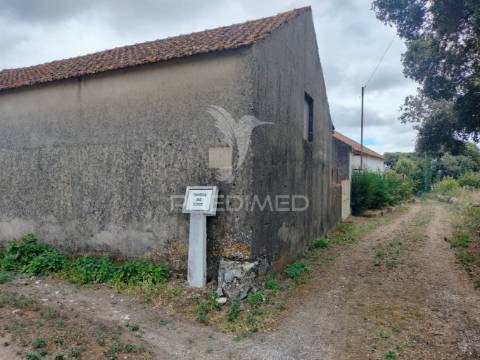 Encantadora moradia t4 valinho de fátima - conforto e estilo numa localização privilegiada