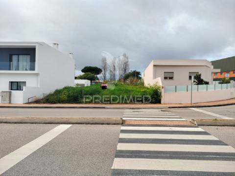 Terreno urbano no centro do entroncamento – oportunidade imperdível!