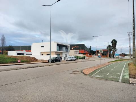 Terreno urbano no centro do entroncamento – oportunidade imperdível!