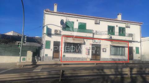 Café / restaurante em beringel - ( venda conjunta com apartamento t3 e moradia por recuperar)