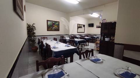 Café / restaurante em beringel - ( venda conjunta com apartamento t3 e moradia por recuperar)