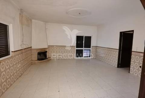 Moradia t4 casais são brás - santarém