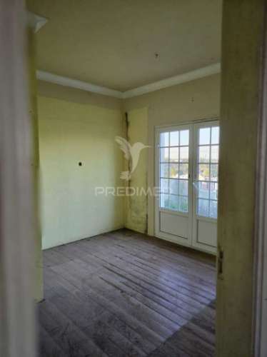 Casa senhorial em arraiados – um refúgio único com zona comercial!