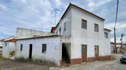 Moradia bi familiar em alcanede