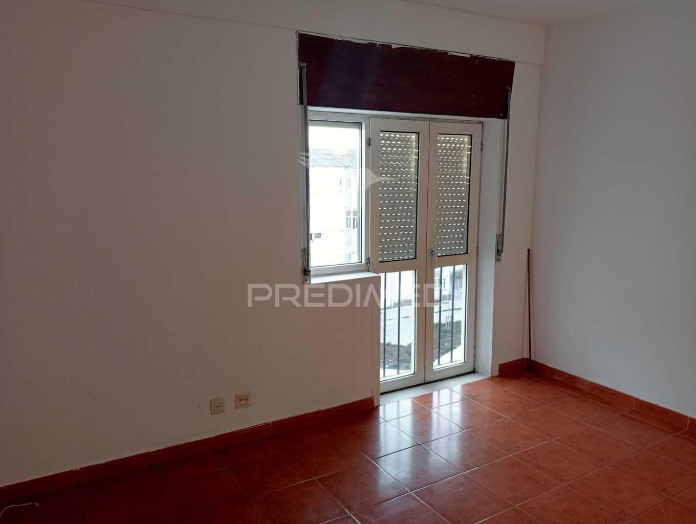 Apartamento t2 marinha grande