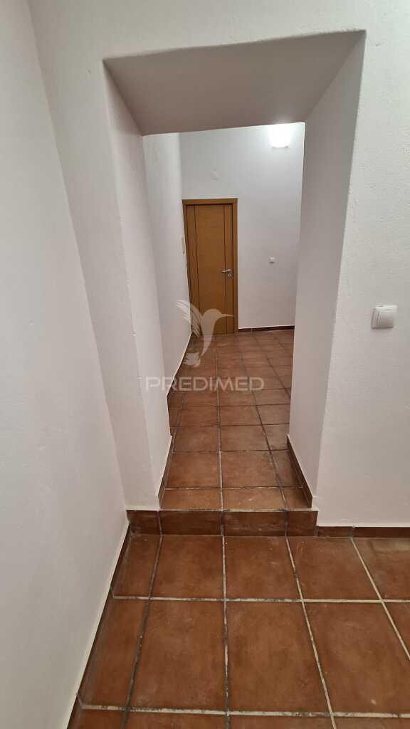 Moradia remodelada na vila de campo maior
