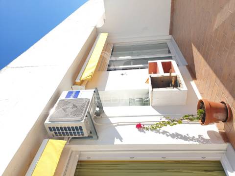 Apartamento t1 em empreendimento com piscina-montechoro,albufeira