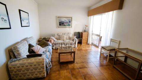 Apartamento t2 na praia da rocha, vista mar