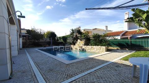 Moradia m5 com piscina ,portimão