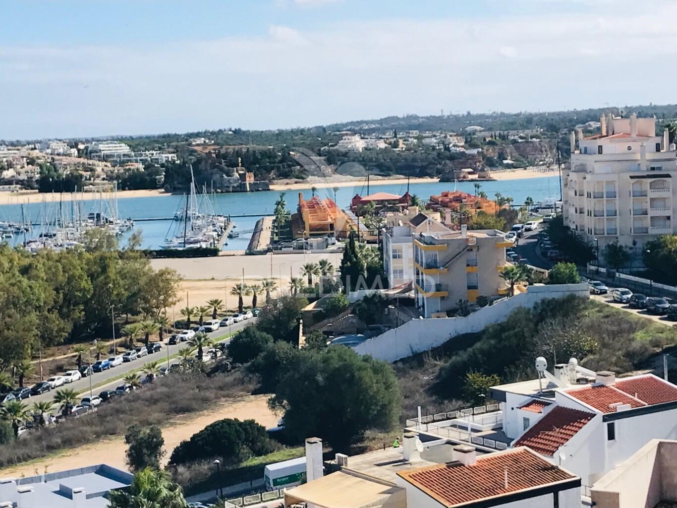 Apartamento t3 na praia da rocha,portimão