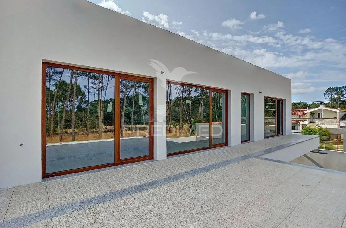 Moradia t3 nova