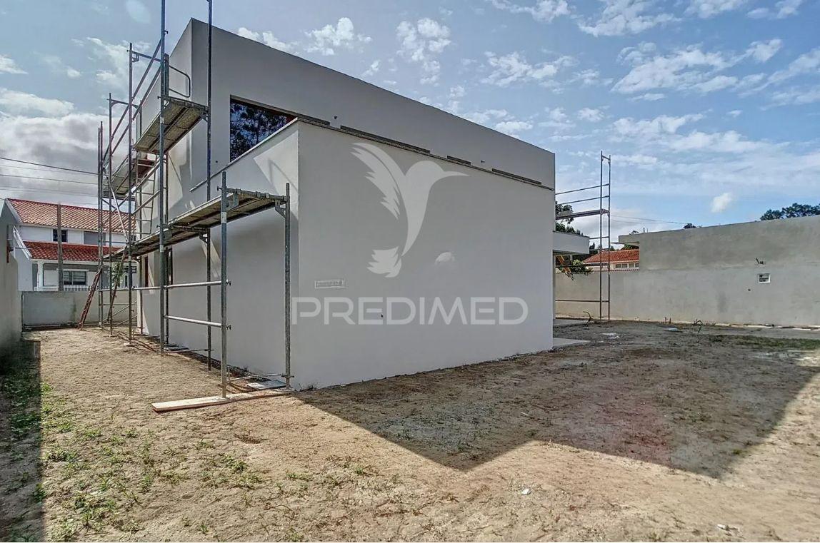 Moradia t3 nova