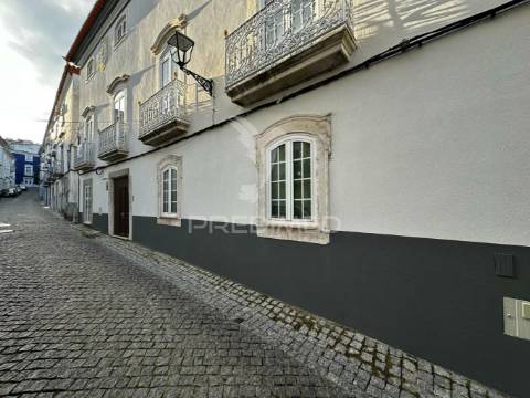 Apartamento t2 renovado centro histórico elvas