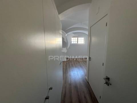 Apartamento t3 com lugar de garagem centro histórico elvas
