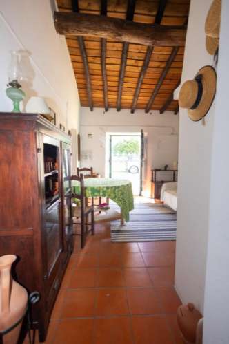 Vende-se moradia em banda em terena, alandroal