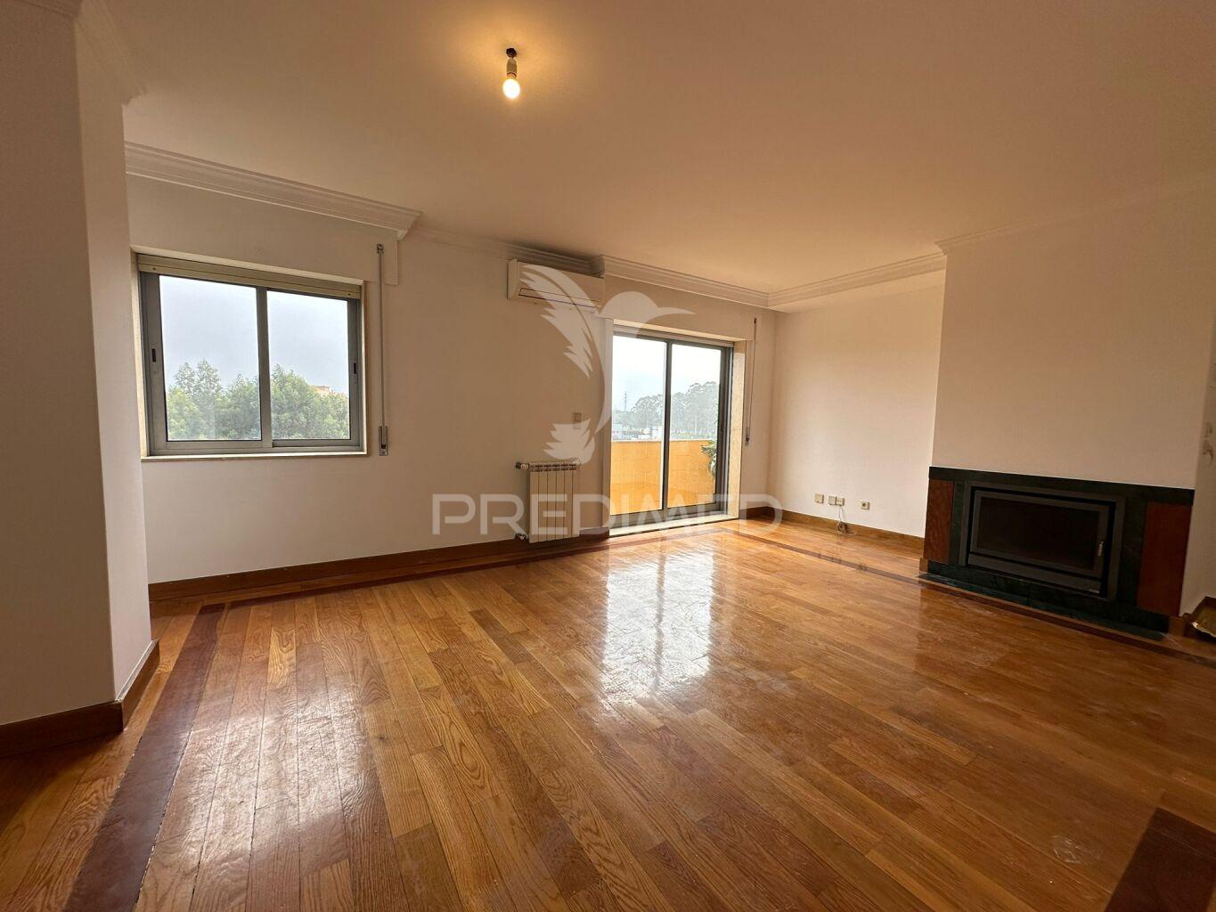 Apartamento t2 à venda em vila nova de gaia