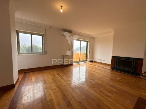 Apartamento t2 à venda em vila nova de gaia