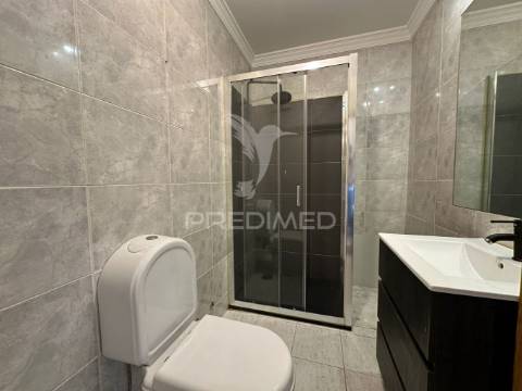 Apartamento t2 à venda em vila nova de gaia