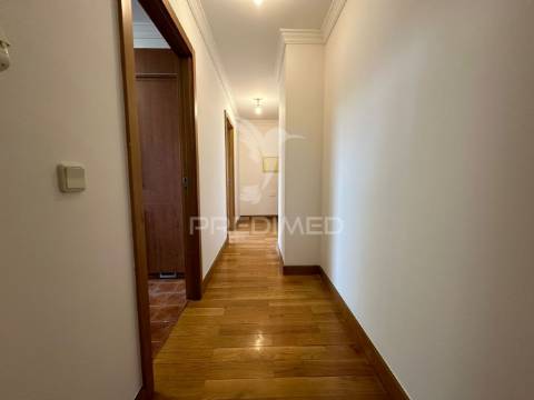 Apartamento t2 à venda em vila nova de gaia