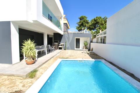 Moradia t4, aroeira