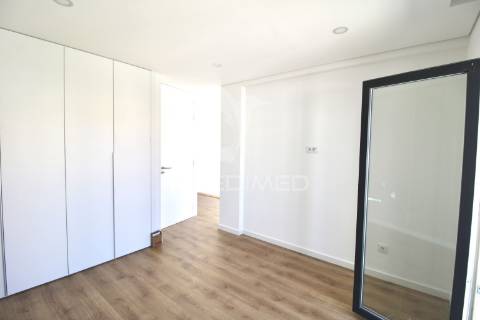 Moradia t4, aroeira