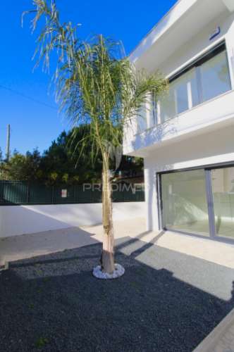 Moradia t4, aroeira
