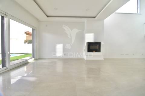 Moradia t4, aroeira