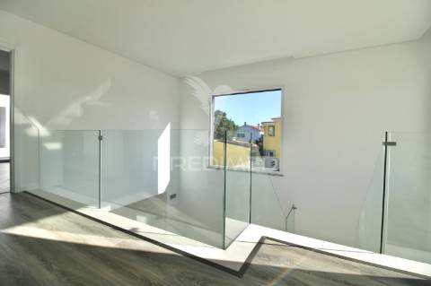 Moradia t4, aroeira