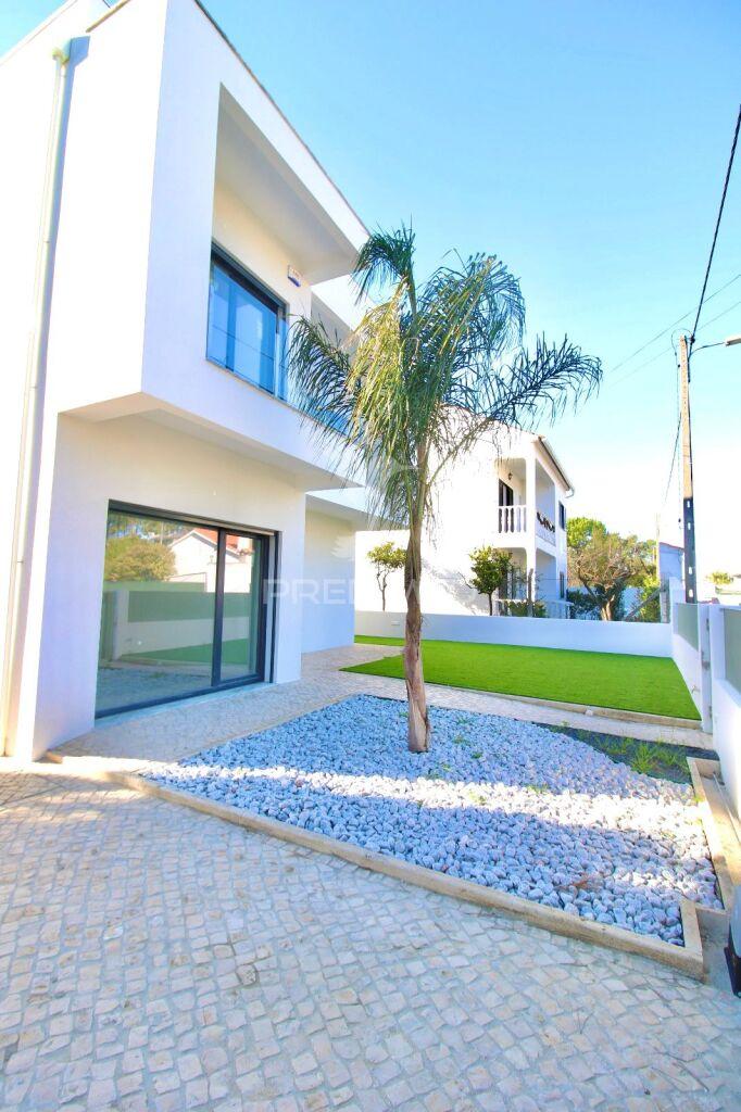 Moradia t4, aroeira