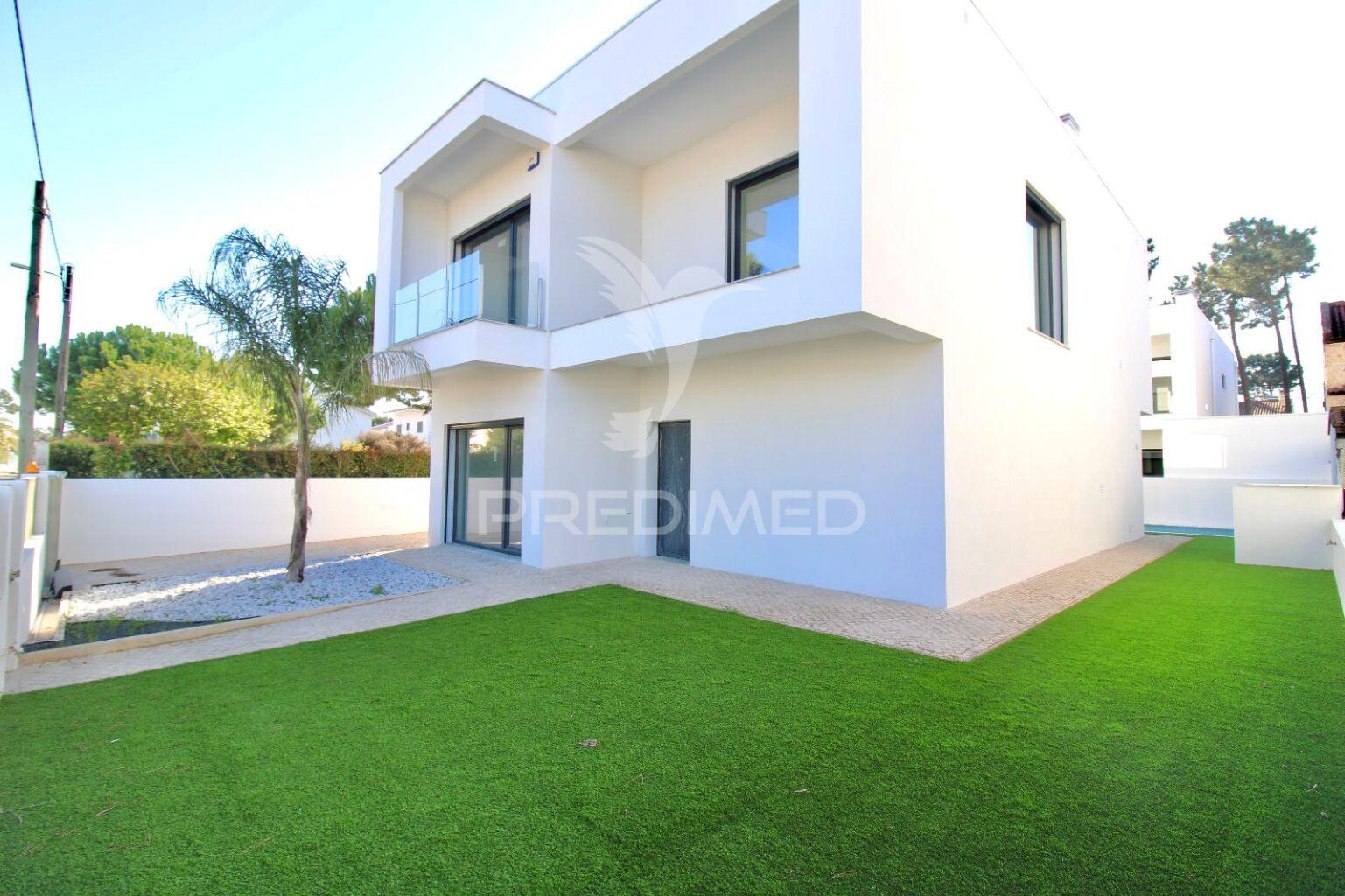 Moradia t4, aroeira