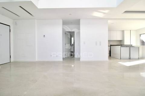 Moradia t4, aroeira