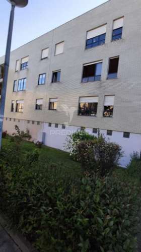 Apartamento t3 s.hora com box
