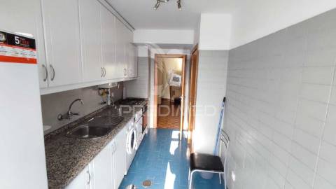 Apartamento t3 s.hora com box
