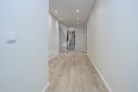 Apartamento t4 - com box  - novo - montijo