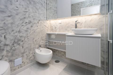 Apartamento t4 - com box  - novo - montijo