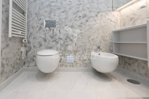 Apartamento t4 - com box  - novo - montijo
