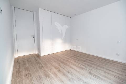 Encontre o seu espaço...fantástico apartamento novo,