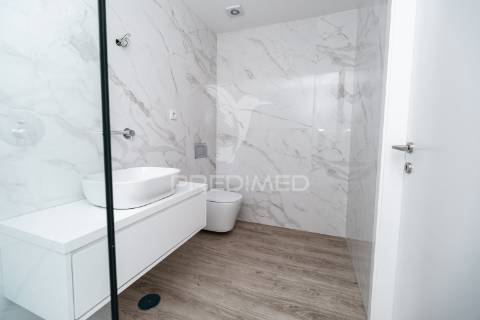 Encontre o seu espaço...fantástico apartamento novo,