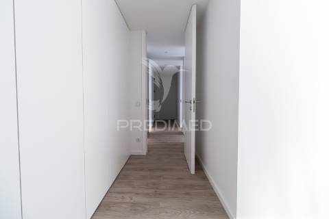 Encontre o seu espaço...fantástico apartamento novo,