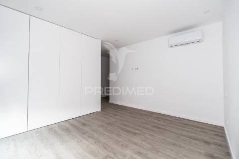 Encontre o seu espaço...fantástico apartamento novo,