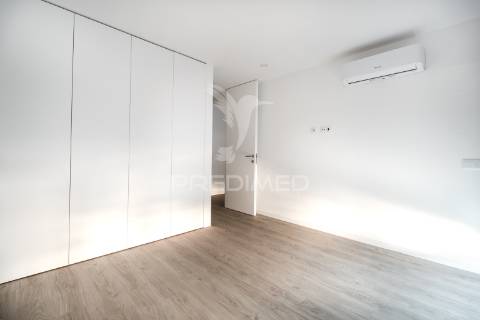 Encontre o seu espaço...fantástico apartamento novo,