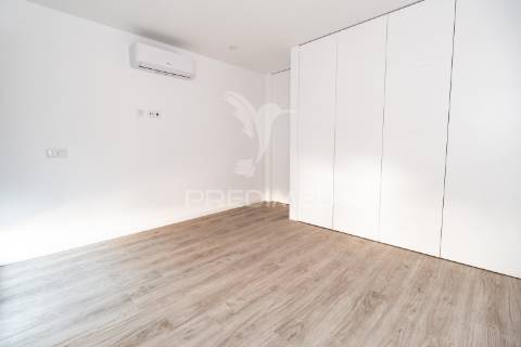 Encontre o seu espaço...fantástico apartamento novo,