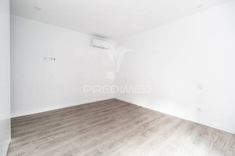 Encontre o seu espaço...fantástico apartamento novo,